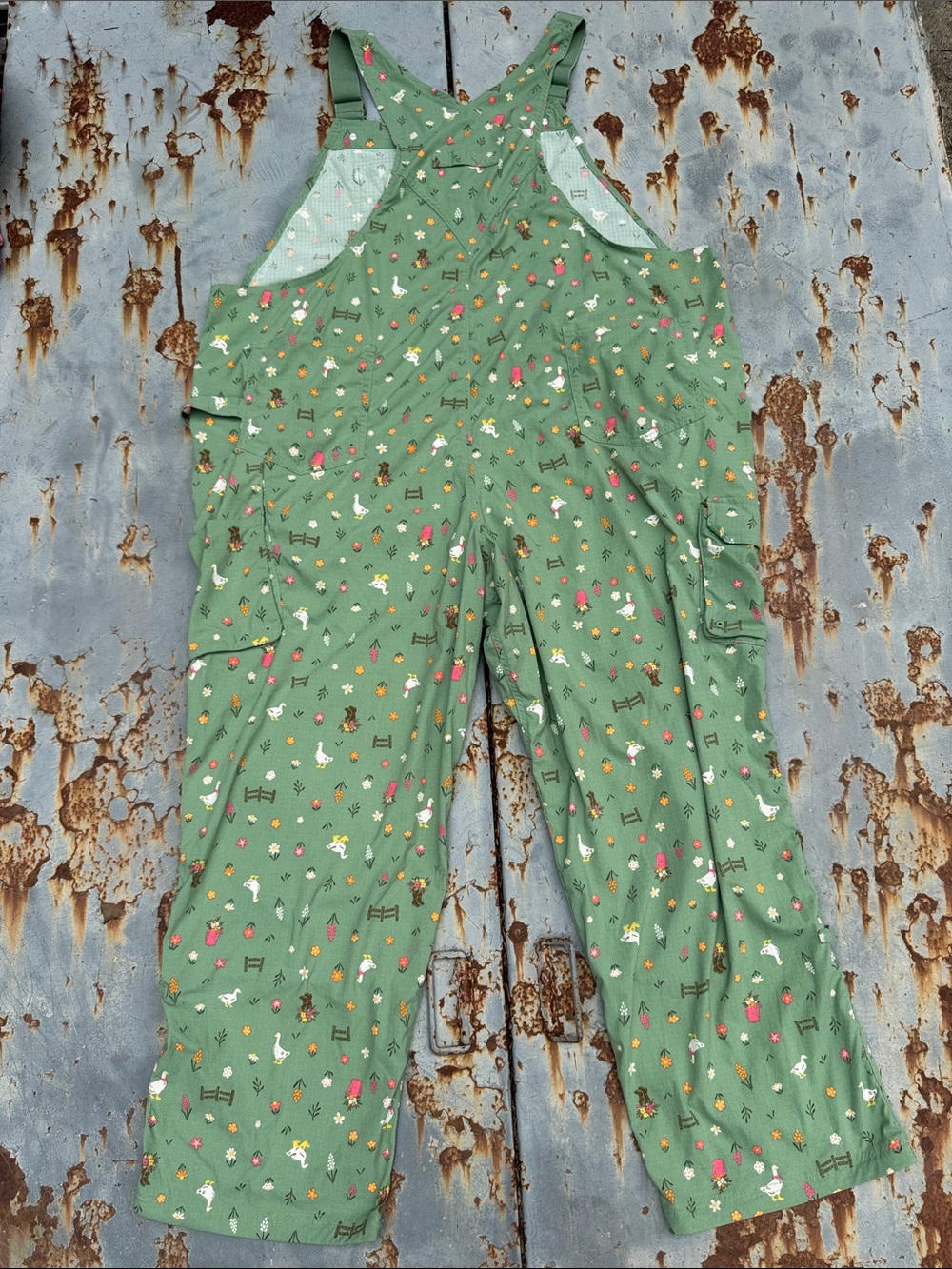 Limited Edition Duluth Heirloom
Gardening Overalls - Picture 11 of 12
